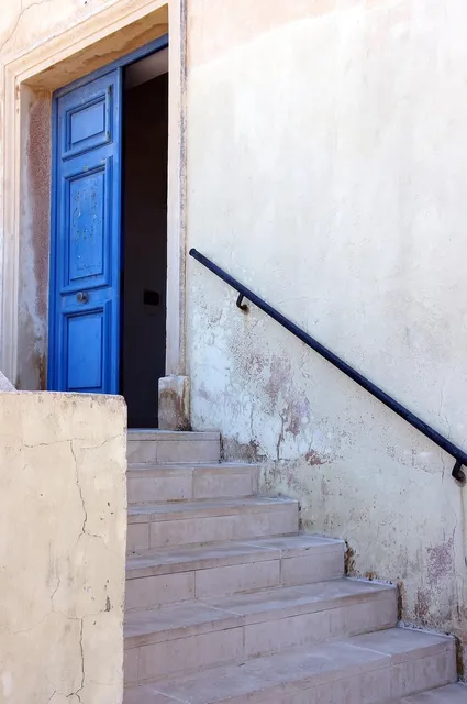 Extérieur - porte d'entrée